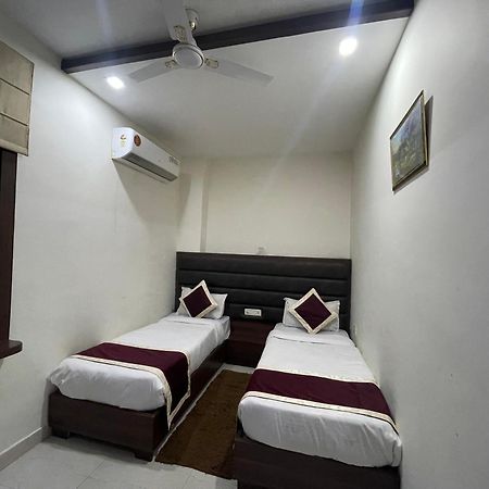 Hotel Opal Courtyard Agra  Extérieur photo
